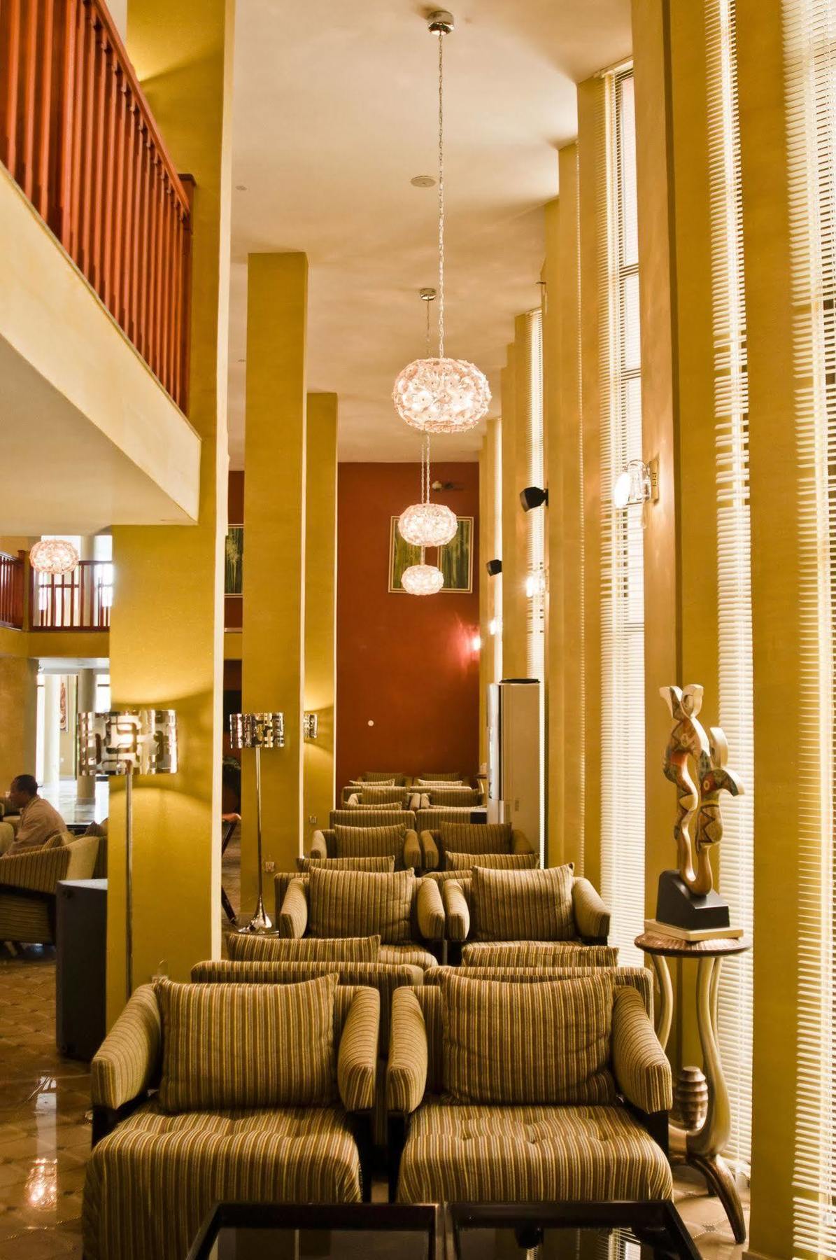 South Star International Hotel Awasa Extérieur photo
