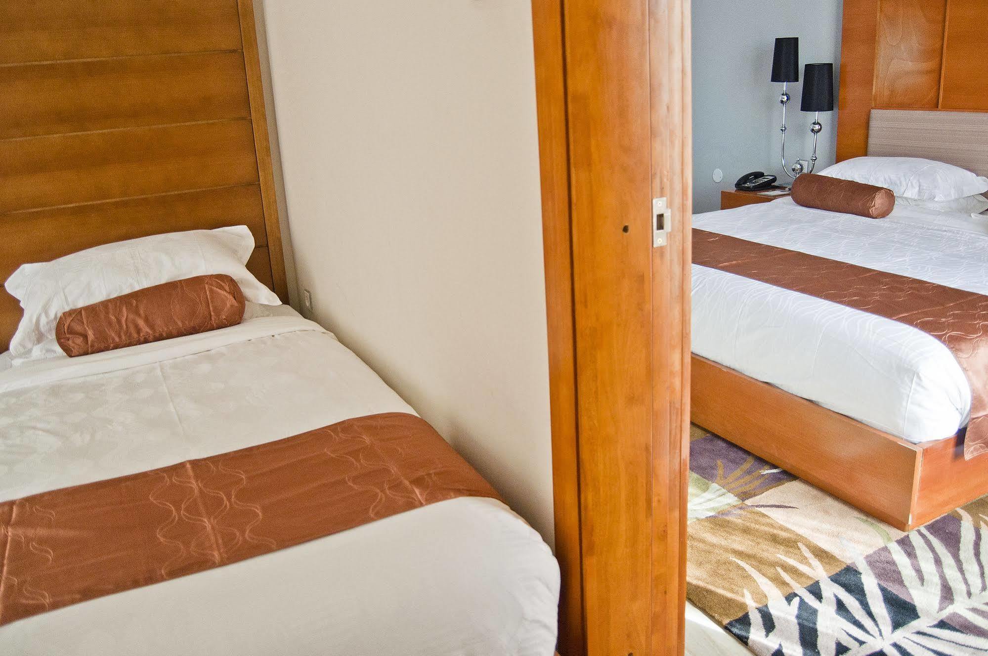South Star International Hotel Awasa Extérieur photo