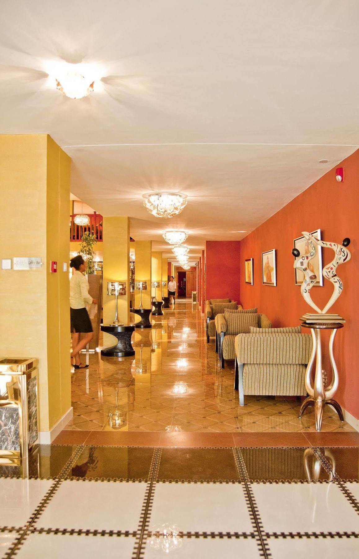 South Star International Hotel Awasa Extérieur photo